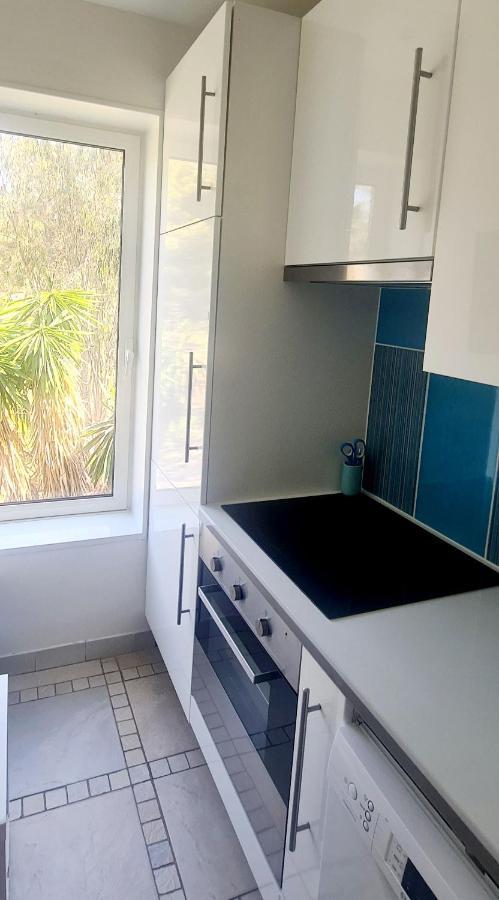 Superbe Appartement Dans Cadre D'Exception - Piscine, Plage Et Tennis Prive 邦多勒 外观 照片