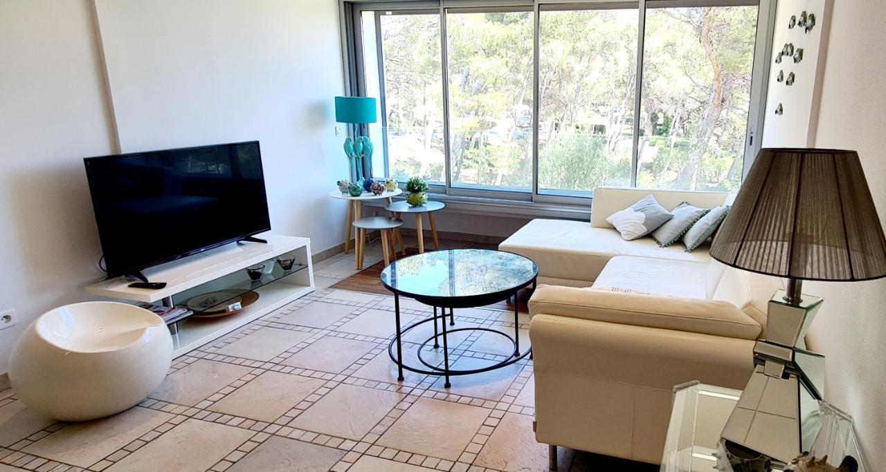 Superbe Appartement Dans Cadre D'Exception - Piscine, Plage Et Tennis Prive 邦多勒 外观 照片